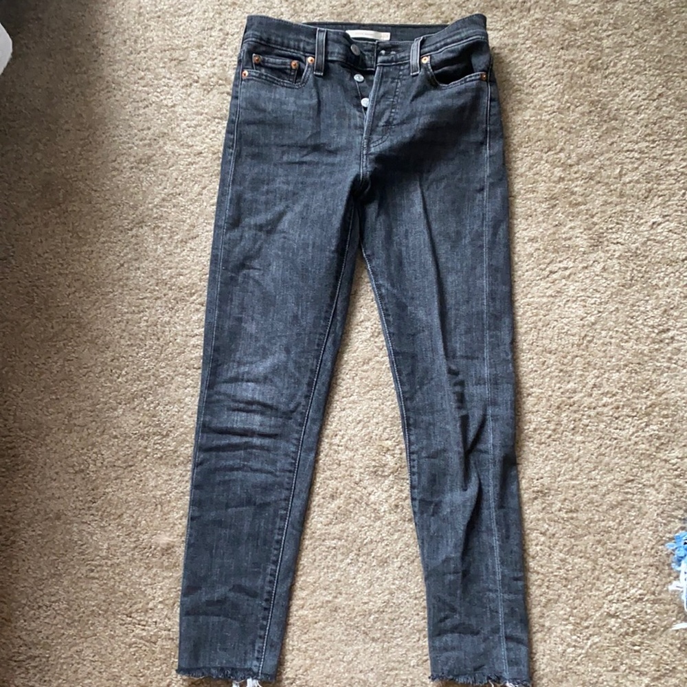 Levi’s wedgie skinny black jeans size 26